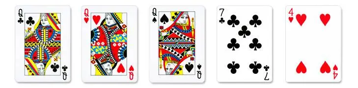 three of a kind queens hand